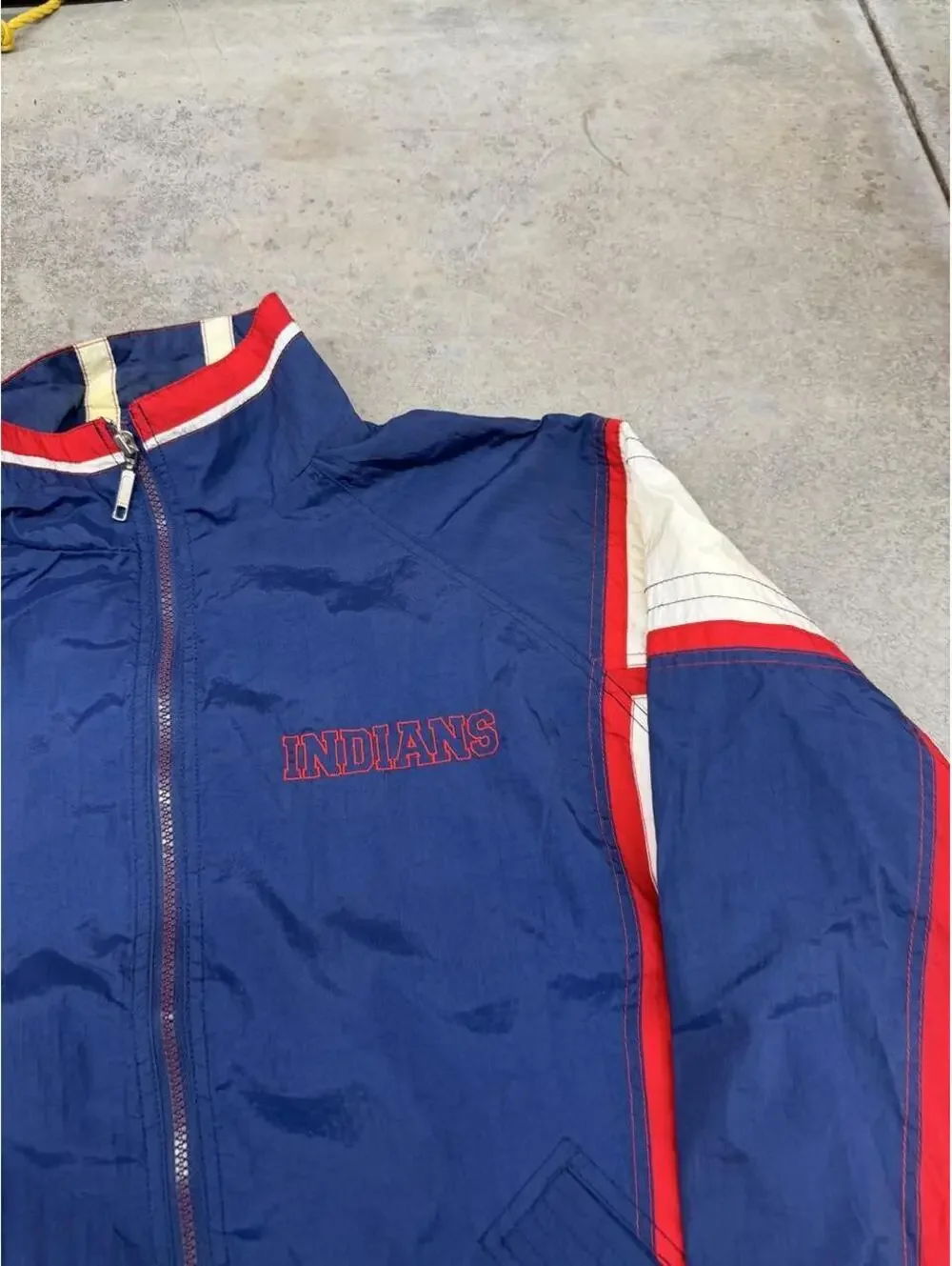vintage cleveland indians starter navy and red zip up windbreaker jacket medium